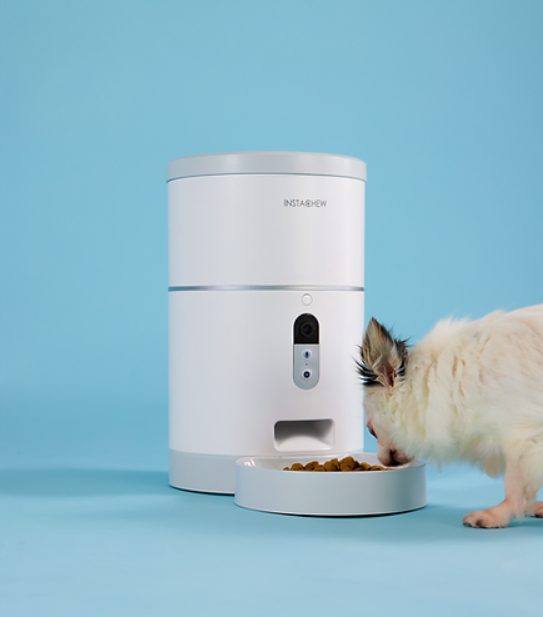 INSTACHEW Purechew Smart Pet Feeder with HD Camera